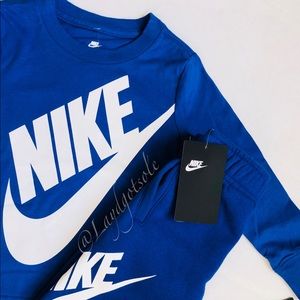 Nike Set - Longsleeve Shirt + Sweatpants size 2T